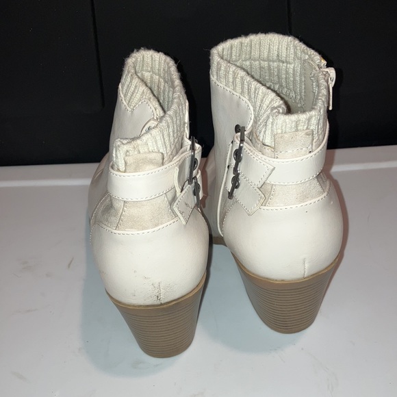 JustFab Fallon Sweater Cuff Bootie Women’s Size 8.5 - Picture 3 of 6